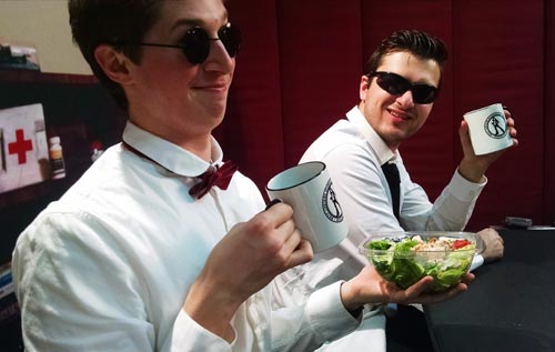 2 Spies With Salad